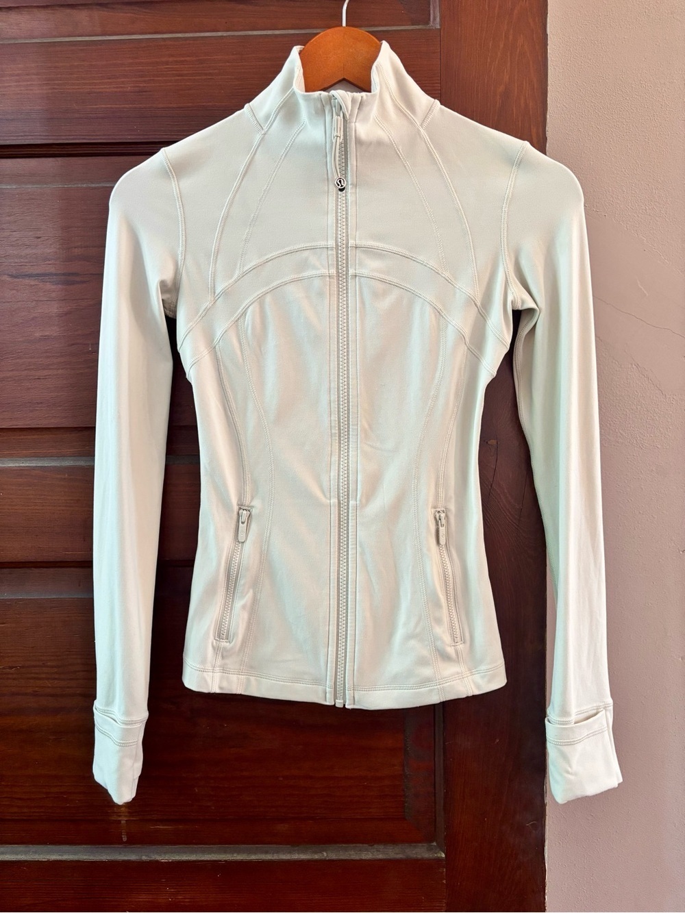 lululemon athletica Define Zip Jacket in White Size 2 - Picture 7 of 9